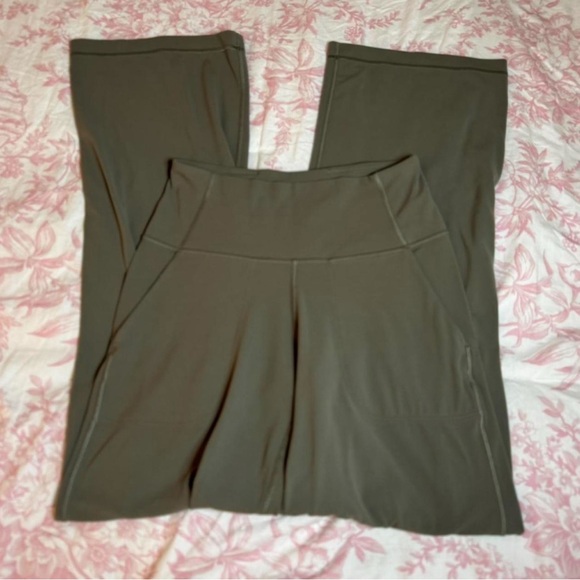 Lululemon Align High rise wide leg pants - Picture 3 of 7